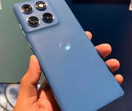 anhdepblog.com, Jakarta - Motorola resmi meluncurkan smartphone terbarunya di Indonesia, yaitu Motorola Edge 60 Fusion. Perangkat ini menawarkan kombinasi menarik antara spesifikasi mumpuni dan harga yang kompetitif.